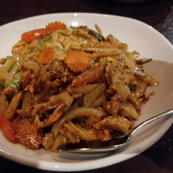 Maple Valley Thai Cuisine - Chicken Pad Kee Mau Spice level: - Thai Near Me - Maple Valley, Washington Maple Valley Thai Cuisine - Chicken Pad Kee Mau Spice level: - Thai Near Me - Maple Valley, Washington