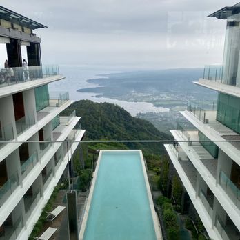Escala Tagaytay - Taal volcano on clear day - Hotels Near Me - Tagaytay City, CAV