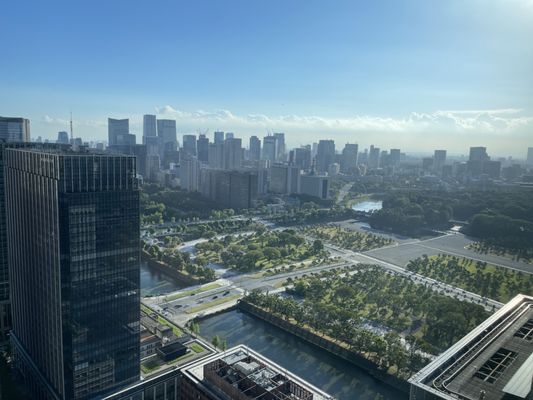 Marunouchi Building by null