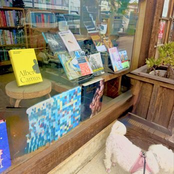 DG Wills Books - Window display of interesting books but note this bookstore does NOT allow photos and is NOT dog friendly :( - Bookstores Near Me - La Jolla, California DG Wills Books - Window display of interesting books but note this bookstore does NOT allow photos and is NOT dog friendly :( - Bookstores Near Me - La Jolla, California