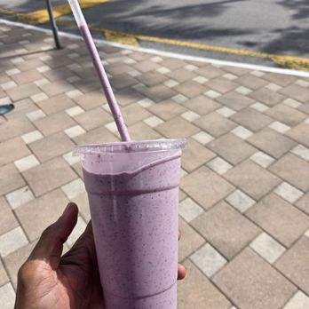 Smoothie Spot - Doral - Decent size smoothie - Juice Bars & Smoothies Near Me - Miami, Florida Smoothie Spot - Doral - Decent size smoothie - Juice Bars & Smoothies Near Me - Miami, Florida