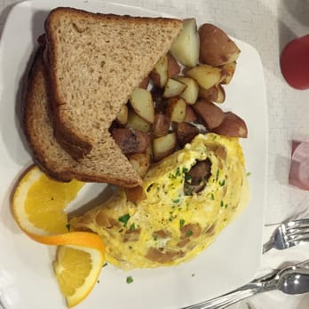 Mitzi's Table - Cheesesteak omelette with wheat toast - American Near Me - Bethlehem, Pennsylvania