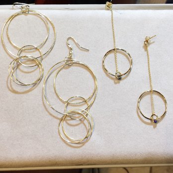 Divino boutique - Jewelry Near Me - Astoria, New York