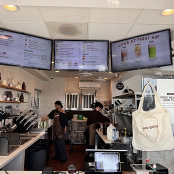 Da Vien Coffee - Coffee & Tea Near Me - Garden Grove, California