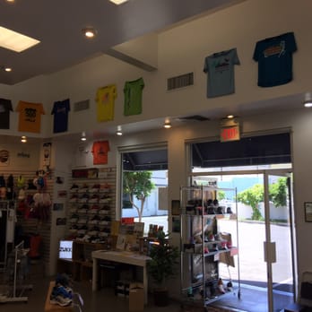 Runners Route - Shoe Stores Near Me - Honolulu, Hawaii Runners Route - Shoe Stores Near Me - Honolulu, Hawaii