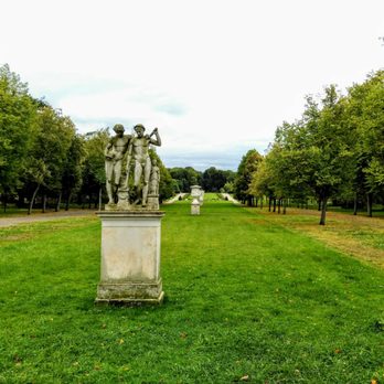 Schlosspark - Parks Near Me - Neustrelitz, MV