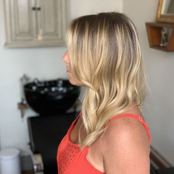 Jackson Stewart Hair - Balayage blonde with roots. - Hair Stylists Near Me - New York, New York Jackson Stewart Hair - Balayage blonde with roots. - Hair Stylists Near Me - New York, New York
