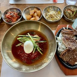 Galbi (3 pcs) + bibim naengmyeon combo