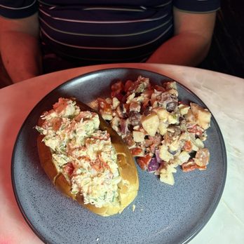 Fiori - Lobster roll. Hubby said flavor was good....but had some stray cartilage - Lounges Near Me - Knoxville, Tennessee