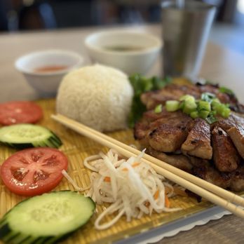 KJB Pho and Eggrolls - Vietnamese Near Me - Costa Mesa, California