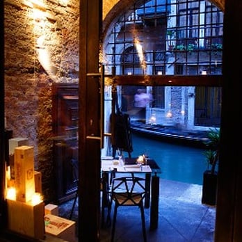 Caffè Centrale - Bars Near Me - Venezia, VE