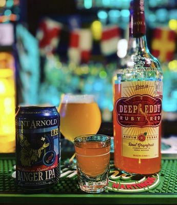 Loose Cannon Bar by null