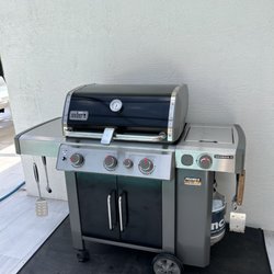 Iramo ‘s BBQ Grill Cleaning - Boynton Beach Florida ,Weber Genesis