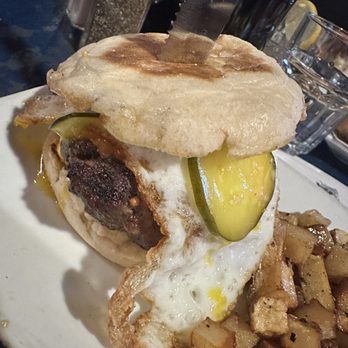 Maggie's Farm - Brunch Burger - New American Near Me - Baltimore, Maryland