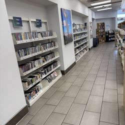 Dusenberry-River Branch Library