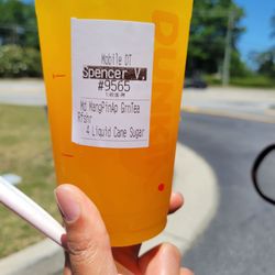 Dunkin' - Mango Pineapple  Green Tea