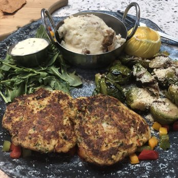 Hook & Barrel - Seafood Near Me - Myrtle Beach, South Carolina
