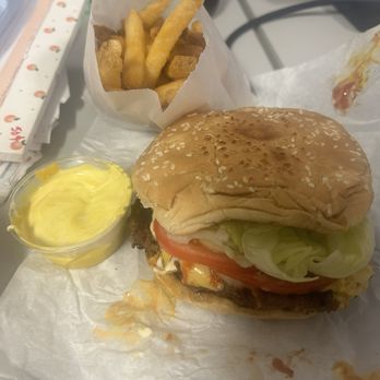 Millyard Hamburger Steak House - Cheeseburger Deluxe $9.25 and French Fries $4.50 - Burgers Near Me - Wailuku, Hawaii Millyard Hamburger Steak House - Cheeseburger Deluxe $9.25 and French Fries $4.50 - Burgers Near Me - Wailuku, Hawaii