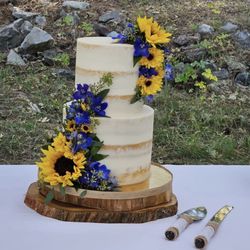 Arizona Wildflowers & Gifts - Cake Flowers