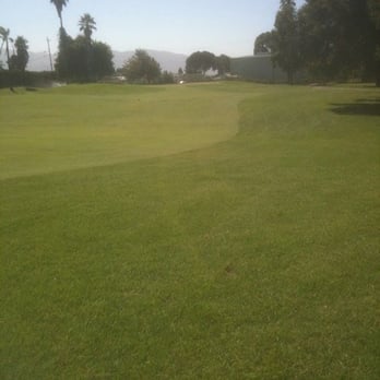Salinas Fairways Golf Course - 2nd Hole - Golf Near Me - Salinas, California Salinas Fairways Golf Course - 2nd Hole - Golf Near Me - Salinas, California