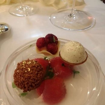 Le Cinq - Dessert - French Near Me Le Cinq - Dessert - French Near Me