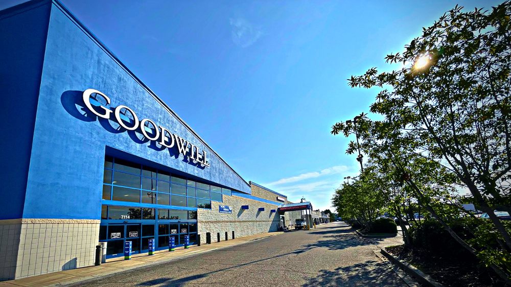 GOODWILL Updated September 2024 13 Photos 7114 Winchester