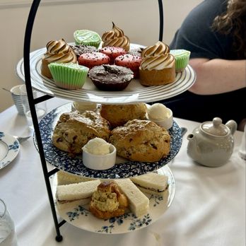The London Tea Room - Sweet and Savory - Tea Rooms Near Me - St Louis, Missouri The London Tea Room - Sweet and Savory - Tea Rooms Near Me - St Louis, Missouri