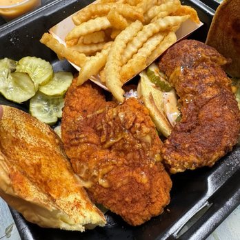 Dave's Hot Chicken - Chicken Shop Near Me - Chelmsford, Massachusetts Dave's Hot Chicken - Chicken Shop Near Me - Chelmsford, Massachusetts