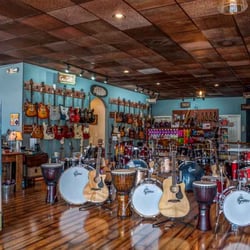 Spicer's Music - Spicer's Music - Instruments, Accessories, Music Lessons, Repairs, Rentals, Summer Camps. We have ALL of your musical needs!