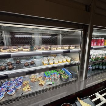 Stark Factory - Desserts, sides and beverages - Restaurants Near Me - Chessy, 77