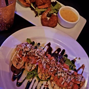 Redwood Cafe - Bruschetta and coconut shrimp - New American Near Me - Modesto, California