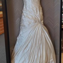 The Great Frame Up - Framed Wedding Dress