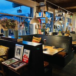 Tramonti - Indoor Booths seat 4 to 7