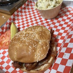 Ray's BBQ Shack - Pulled pork sandwich