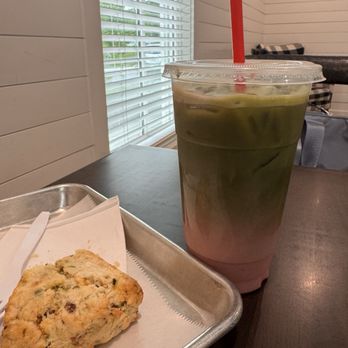 Lazy Labrador Coffee House - Blueberry matcha and scone - Coffee & Tea Near Me - Kennesaw, Georgia Lazy Labrador Coffee House - Blueberry matcha and scone - Coffee & Tea Near Me - Kennesaw, Georgia