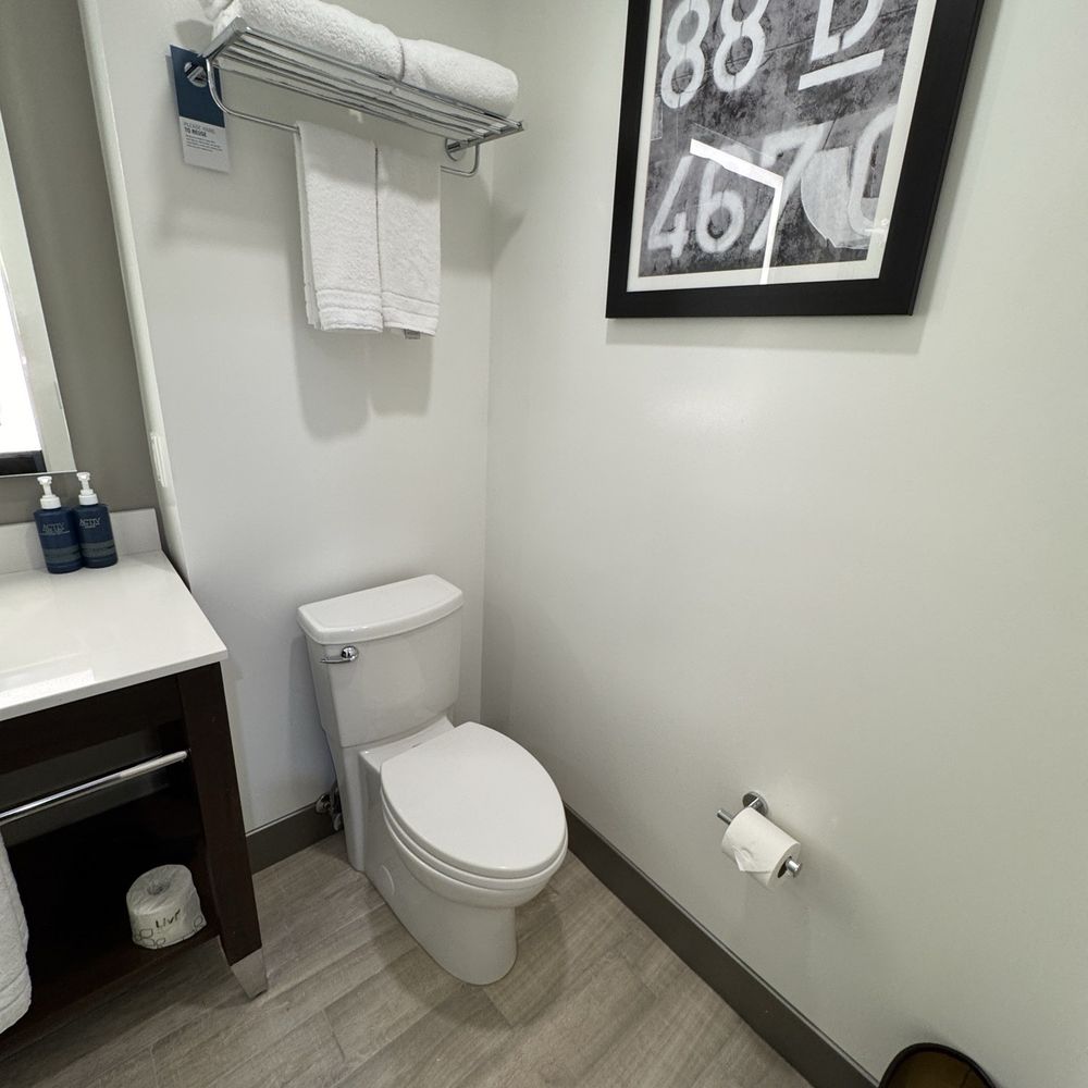 Four Points by Sheraton - Hotels Near Me - Flushing, New York Four Points by Sheraton - Hotels Near Me - Flushing, New York