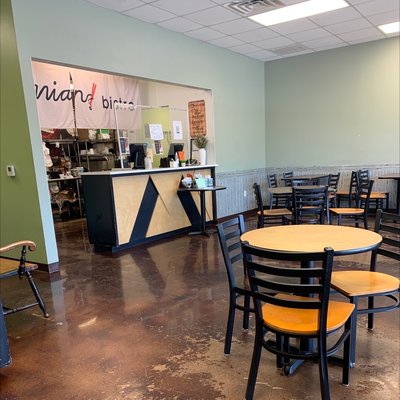 Mian Bistro by null