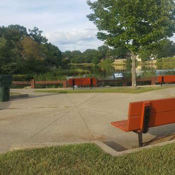 Mill Pond Park - Parks Near Me - Norwalk, Connecticut