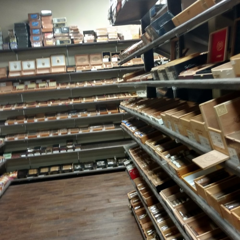 Casa de Montecristo - Tobacco Shops Near Me - Houston, Texas