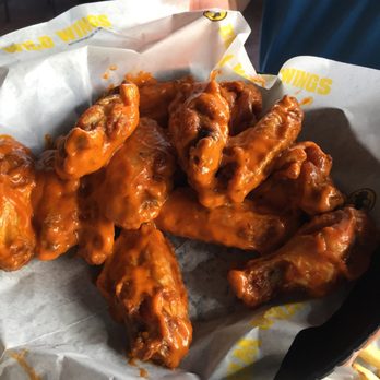 Buffalo Wild Wings - Sports Bars Near Me - Melbourne, Florida