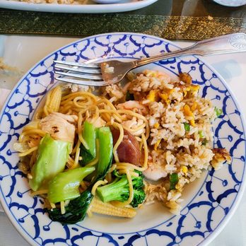 President Thai - Thai Near Me - Pasadena, California President Thai - Thai Near Me - Pasadena, California