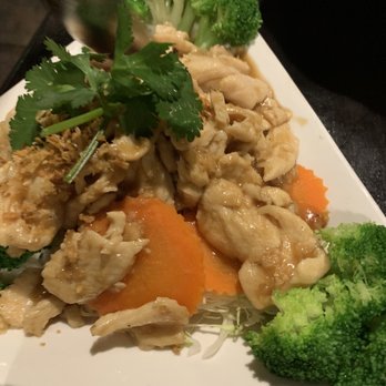 Green Mango Thai - Garlic Chicken - Thai Near Me - Rancho Cucamonga, California Green Mango Thai - Garlic Chicken - Thai Near Me - Rancho Cucamonga, California