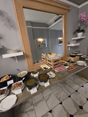 The Biltmore Los Angeles by null