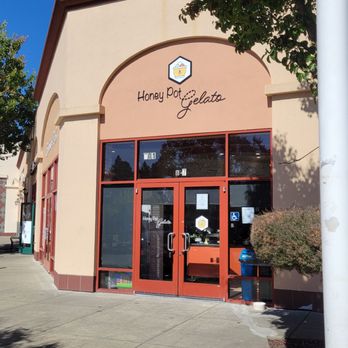 Honey Pot Gelato - Entrance - Gelato Near Me - Petaluma, California Honey Pot Gelato - Entrance - Gelato Near Me - Petaluma, California