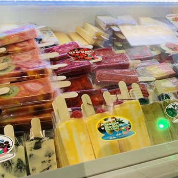 La Michoacana Premium - Paletas - Fruit & Cream - Desserts Near Me - Berwyn, Illinois