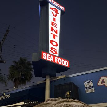Mariscos 4 Vientos - Seafood Near Me - Los Angeles, California