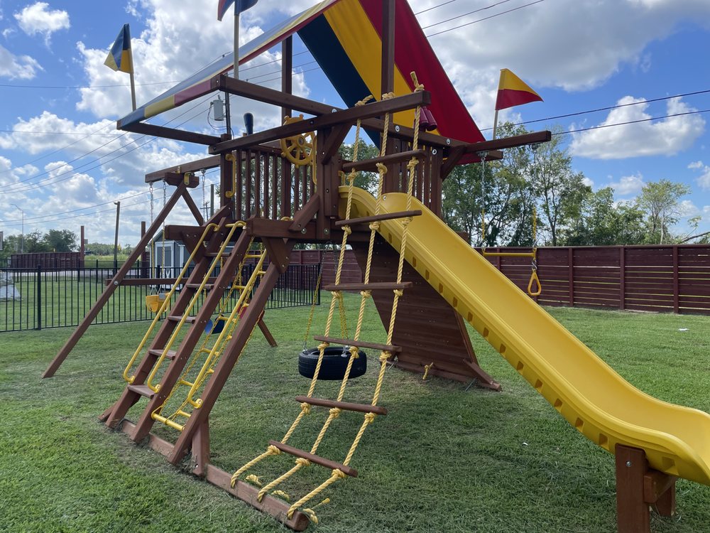 ANGLETON RV PARK & RESORT Updated September 2024 15 Photos 799 County Road 44, Angleton