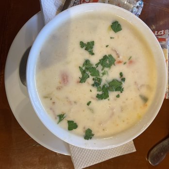 Pine House Cafe & Tavern - Clam chowder - American Near Me - Mount Laguna, California Pine House Cafe & Tavern - Clam chowder - American Near Me - Mount Laguna, California