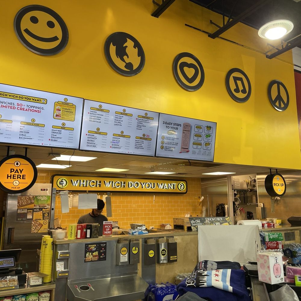 bp - There is a nice sandwich mini-shop inside this BP - Gas Stations Near Me - Des Plaines, Illinois