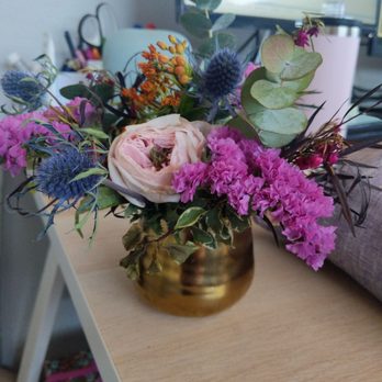 The Floral Parlor - A complimentary mini bouquet that was delivered to the restaurant - Florists Near Me - Paso Robles, California The Floral Parlor - A complimentary mini bouquet that was delivered to the restaurant - Florists Near Me - Paso Robles, California